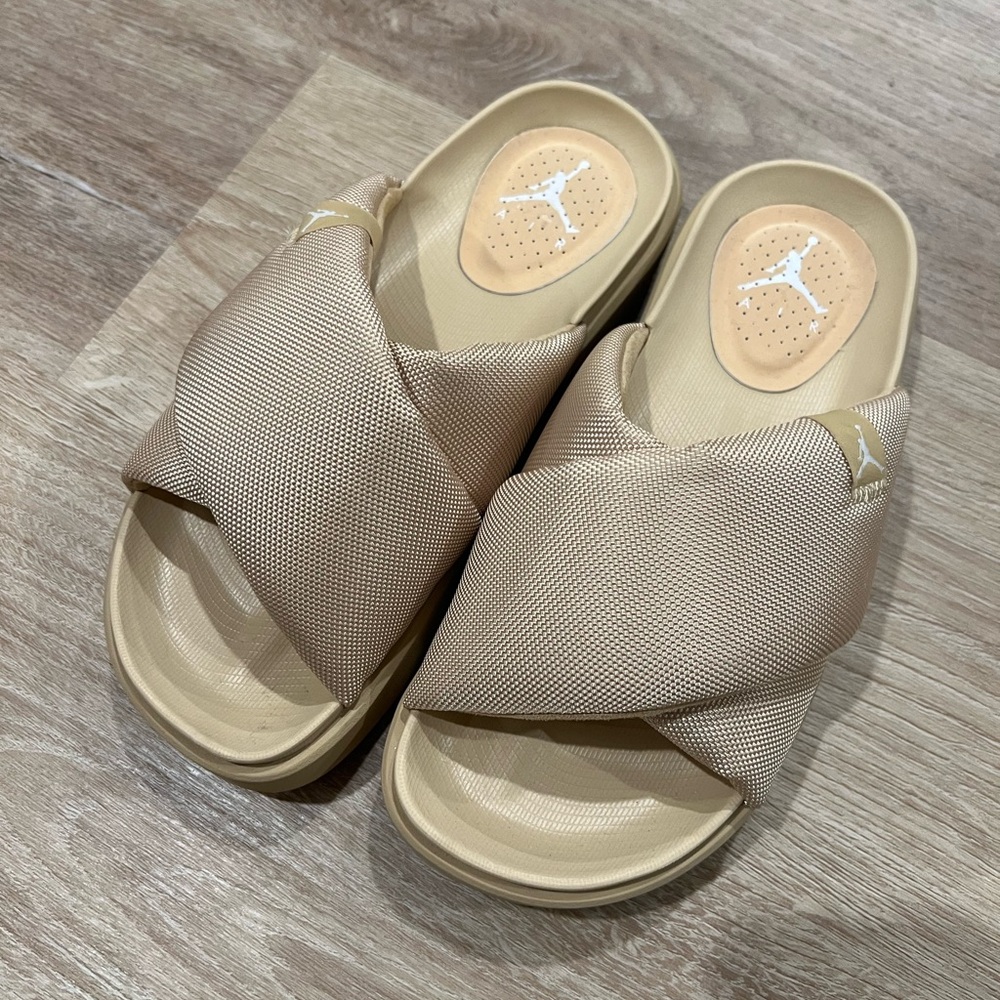 Nike Jordan Sophia Slide Slippers Sesame Beige